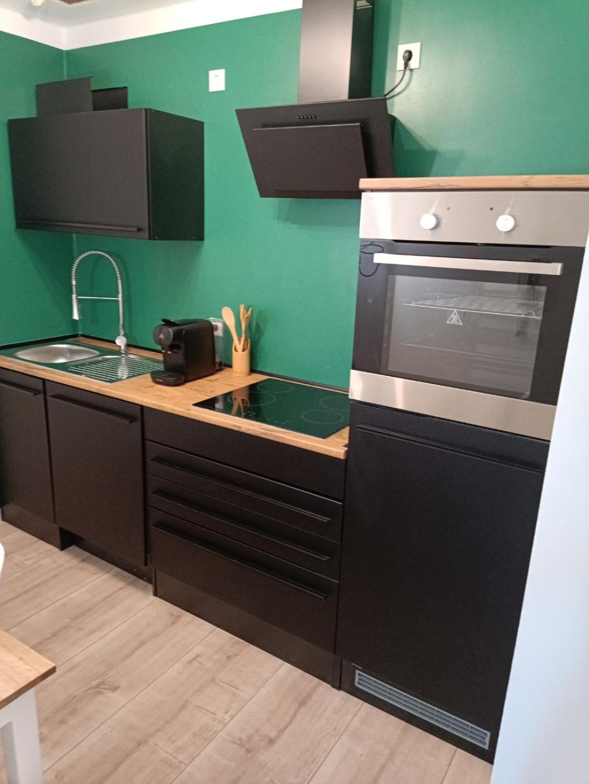 Ferienwohnung Enzian - Naehe Kapellplatz - Oeffentlicher Parkplatz - Aufzug Altötting エクステリア 写真